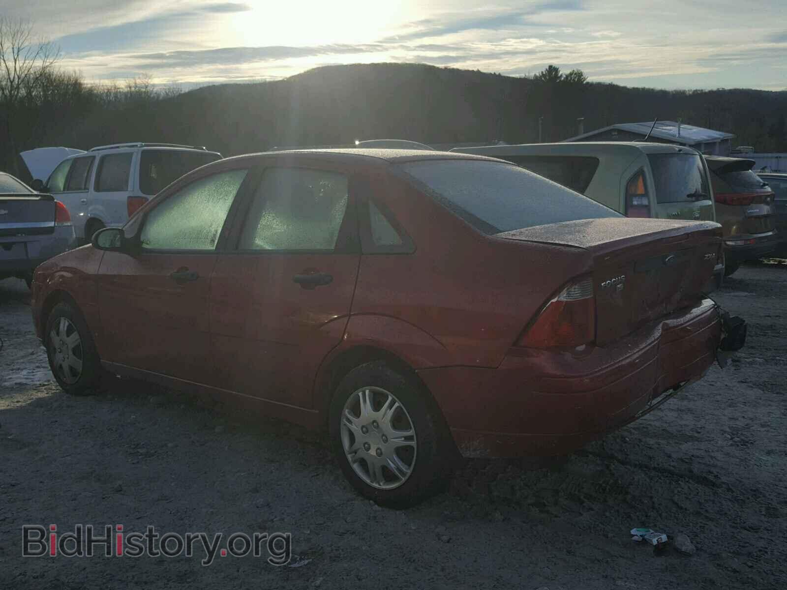 2005 FORD FOCUS - VIN: 1FAFP34N25W168875 - Фото 3
