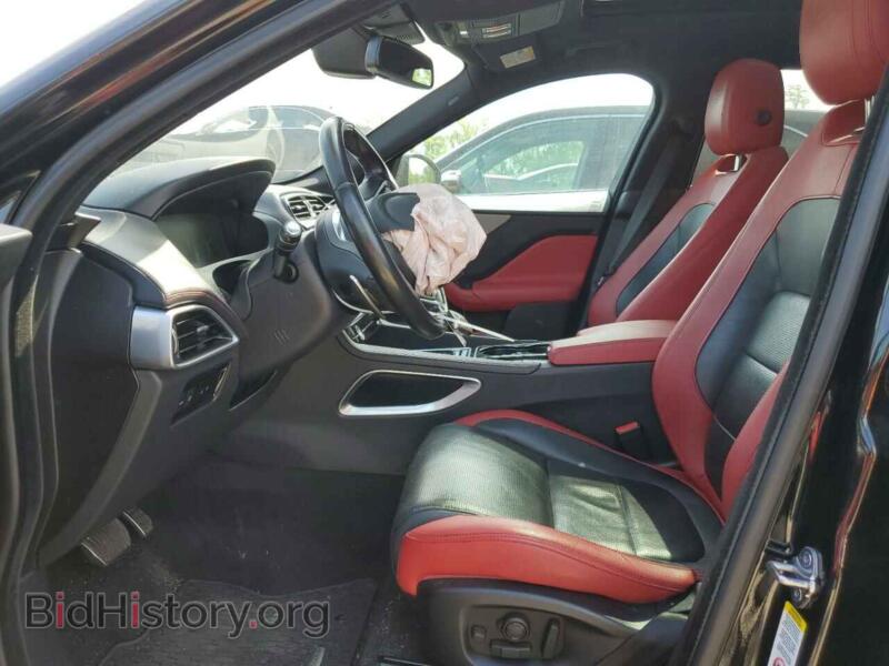 2017 Jaguar F-PACE (VIN SADCM2BV6HA895106) — photo 7 of 13