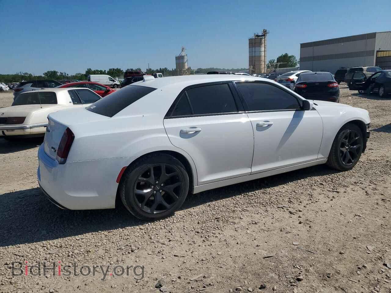 2021 CHRYSLER 300 - VIN: 2C3CCABG0MH554603 - Фото 3