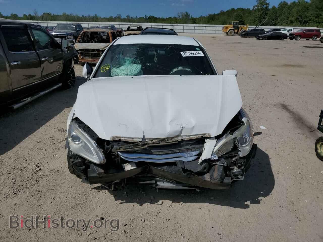 2012 CHRYSLER 200 - VIN: 1C3CCBAB3CN317007 - Фото 5
