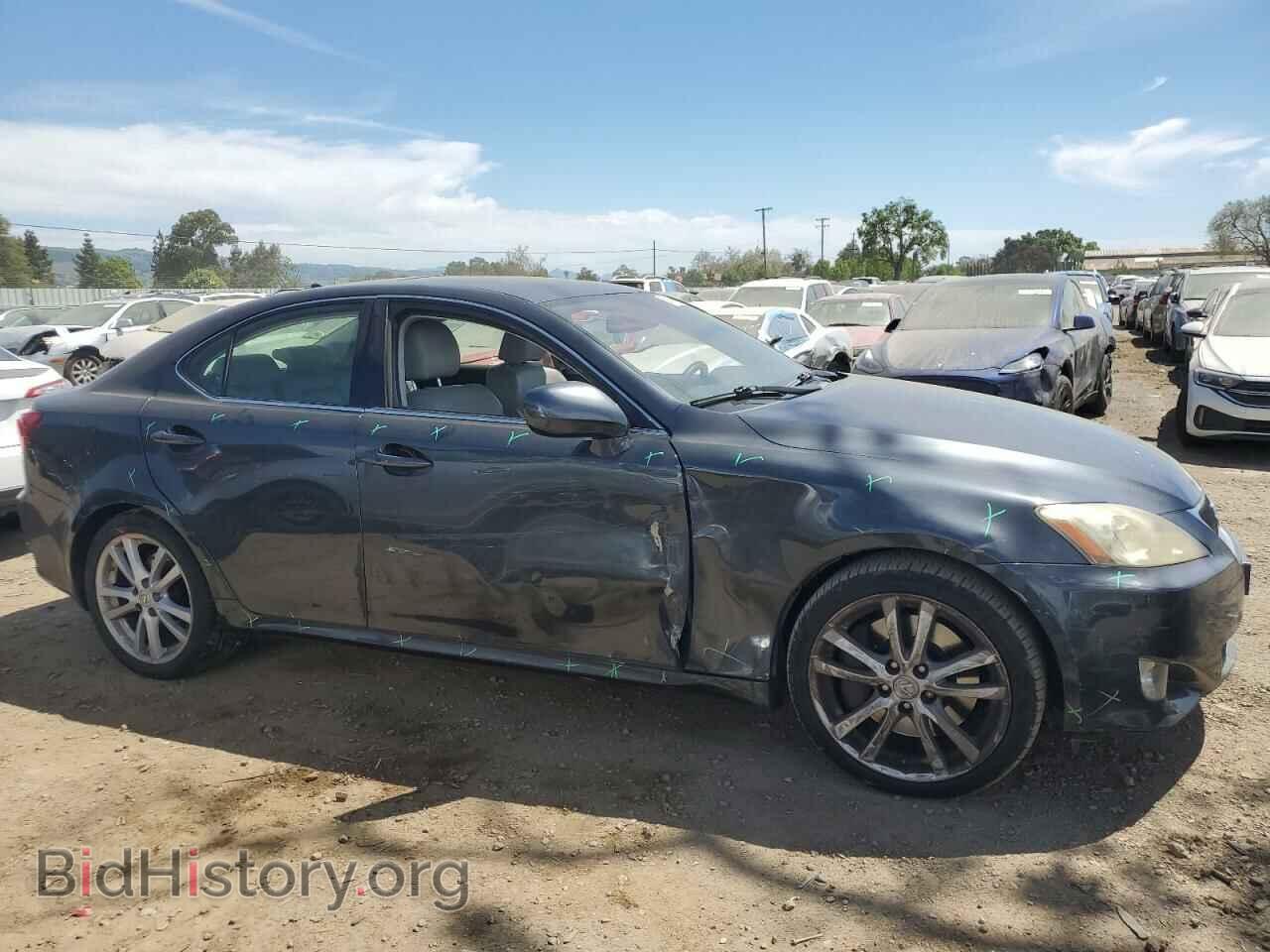 2007 LEXUS IS - VIN: JTHBE262X72012801 - Photo 4
