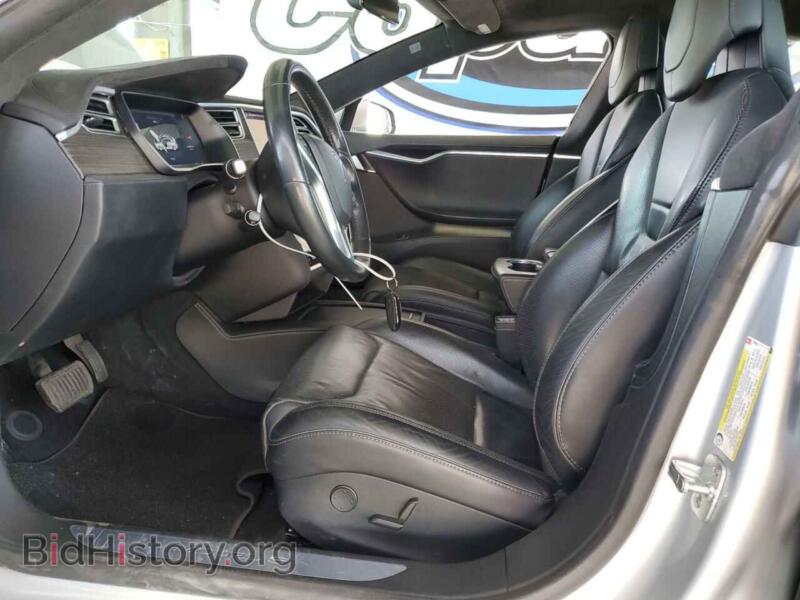 2016 Tesla MODEL S (VIN 5YJSA1E24GF178298) — photo 7 of 13