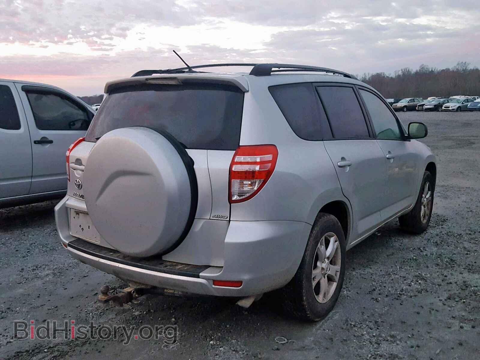 2011 TOYOTA RAV4 - VIN: 2T3BF4DV3BW172381 - Фото 4