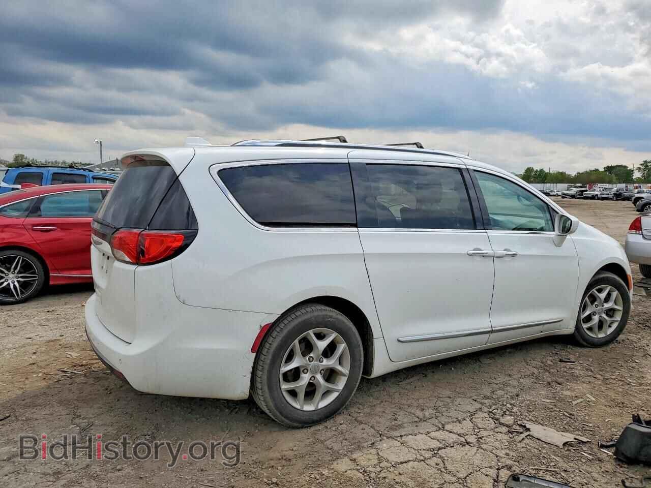 2017 CHRYSLER PACIFICA - VIN: 2C4RC1EG5HR593494 - Photo 3
