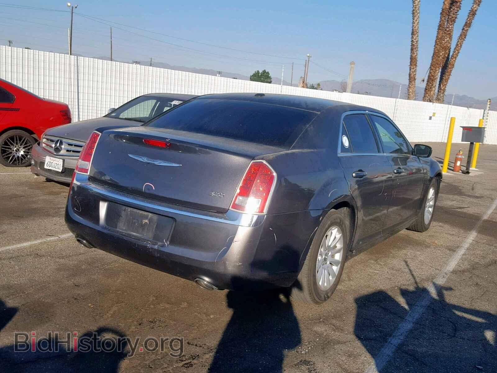 2014 CHRYSLER 300 - VIN: 2C3CCAAG0EH245653 - Фото 4