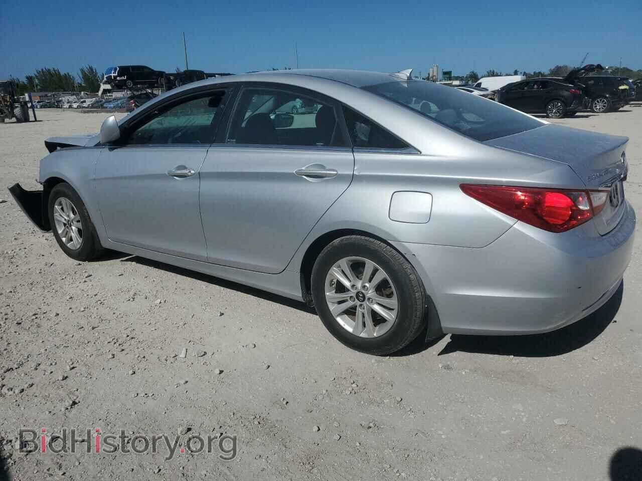 2013 HYUNDAI SONATA - VIN: 5NPEB4AC2DH792077 - Фото 2