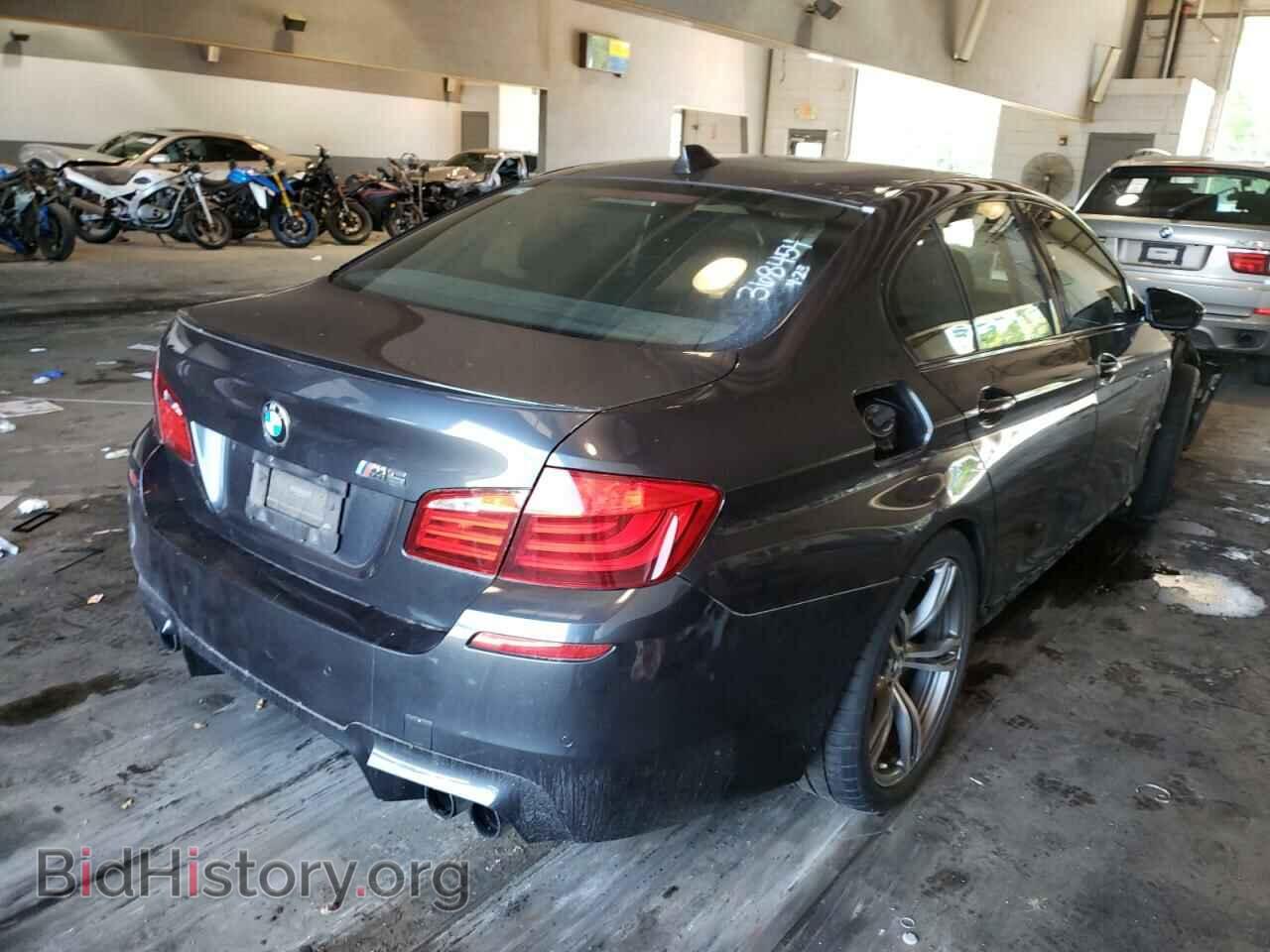 2013 BMW M5 - VIN: WBSFV9C57DD095977 - Фото 4