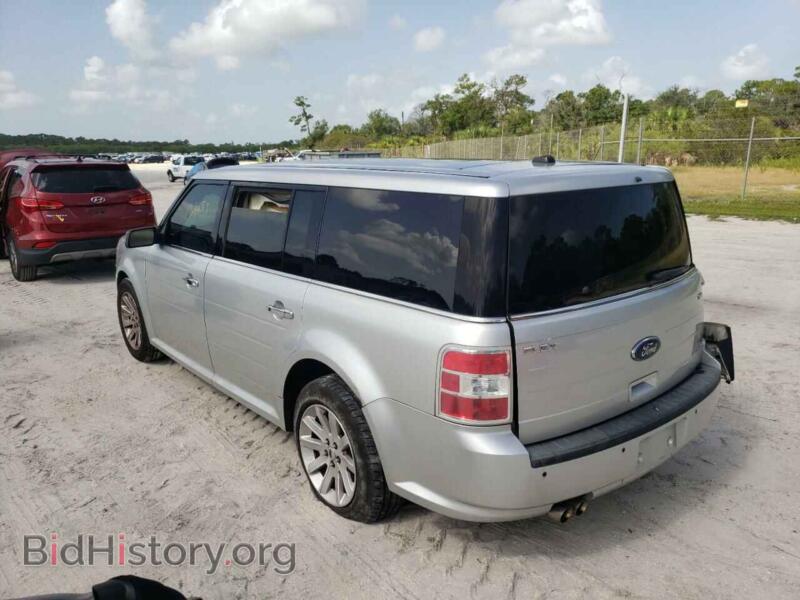 2010 Ford FLEX (VIN 2FMGK5CC3ABA74519) — фото 3 из 10