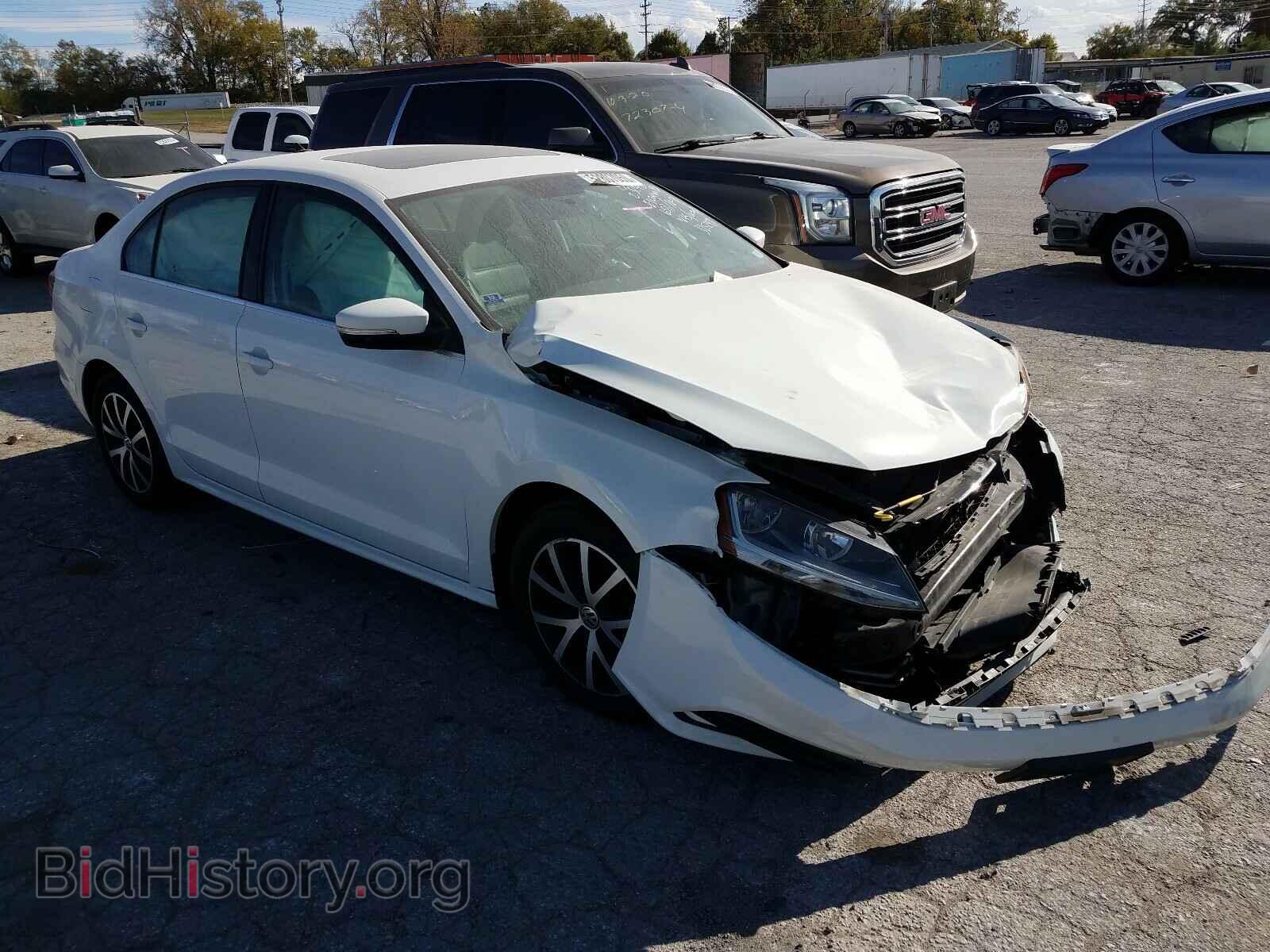 Фотография 3VWDB7AJ8HM315243 - VOLKSWAGEN JETTA 2017