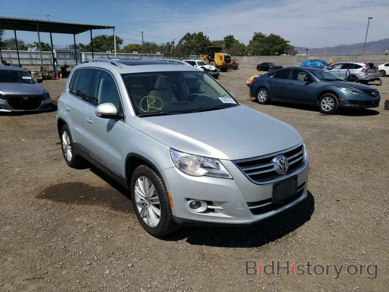 Photo WVGBV7AX7BW532386 - VOLKSWAGEN TIGUAN 2011