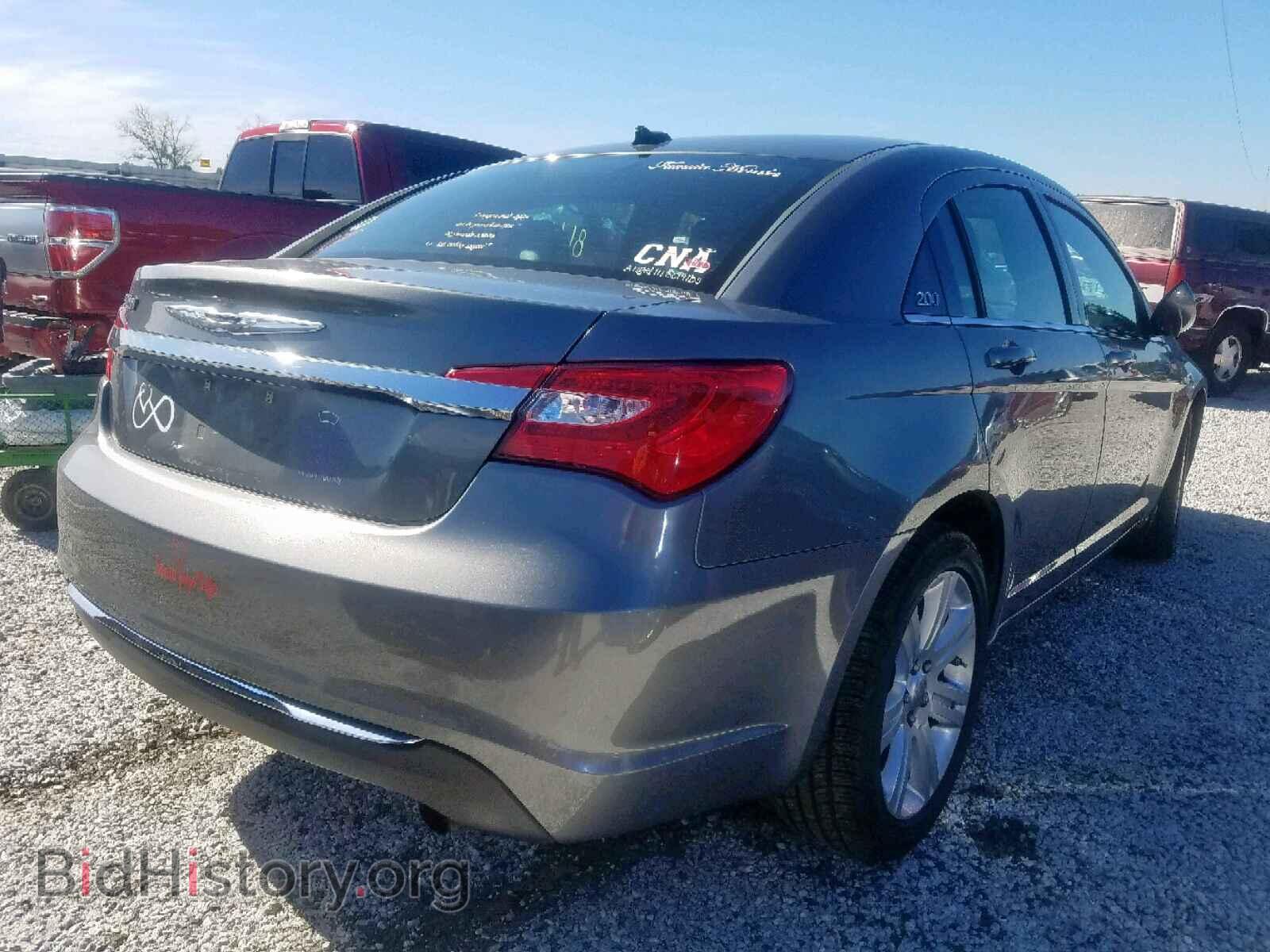 2013 CHRYSLER 200 - VIN: 1C3CCBAB3DN705050 - Фото 4