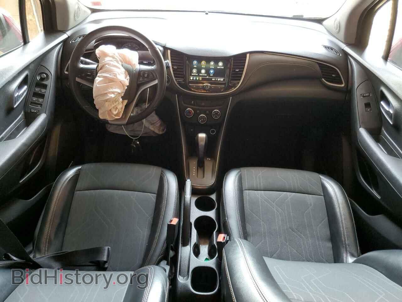 2019 CHEVROLET TRAX - VIN: 3GNCJPSBXKL299561 - Фото 4