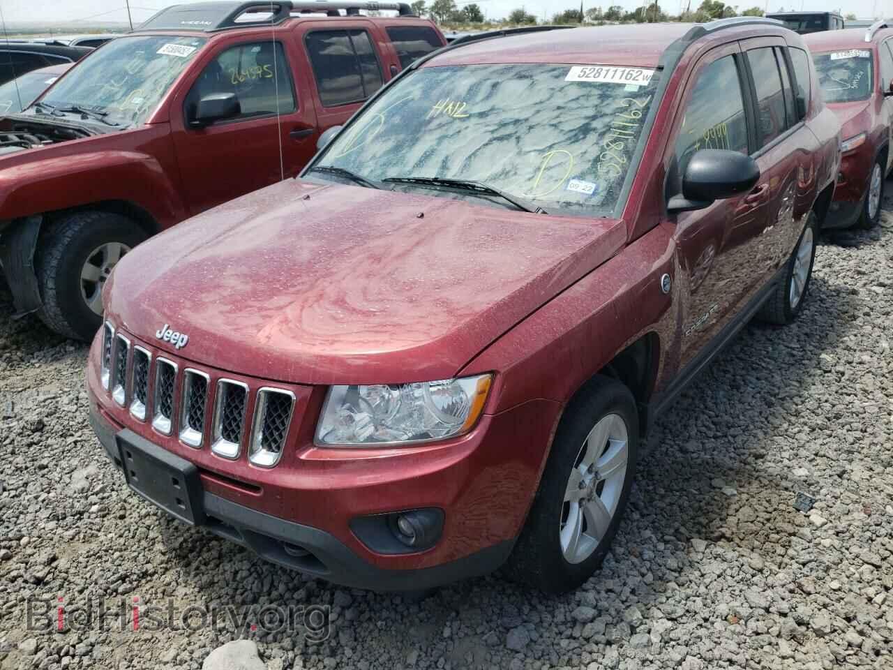 2011 JEEP COMPASS - VIN: 1J4NF1FB8BD135574 - Фото 2