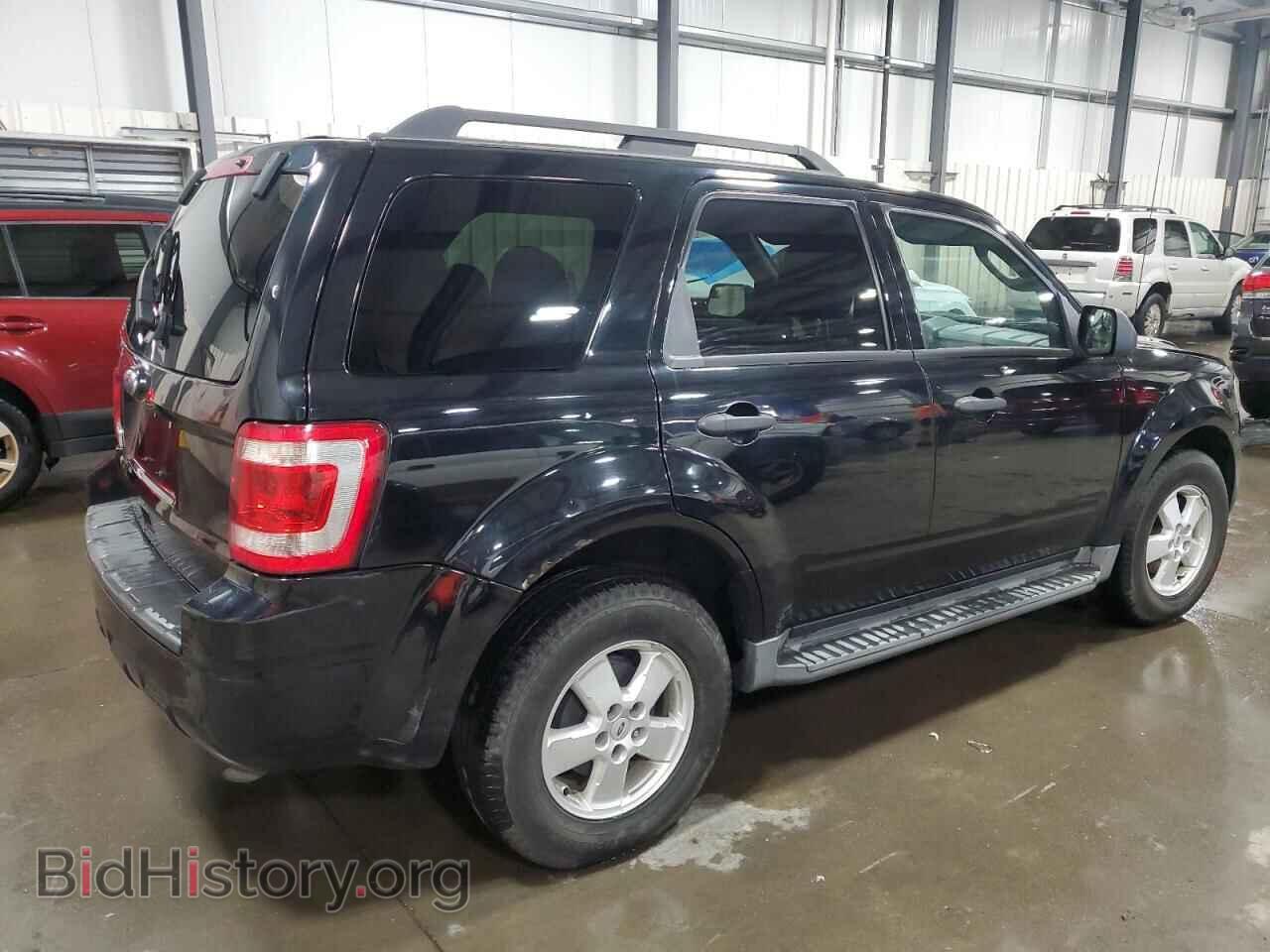 2010 FORD ESCAPE - VIN: 1FMCU9D76AKC17129 - Фото 3