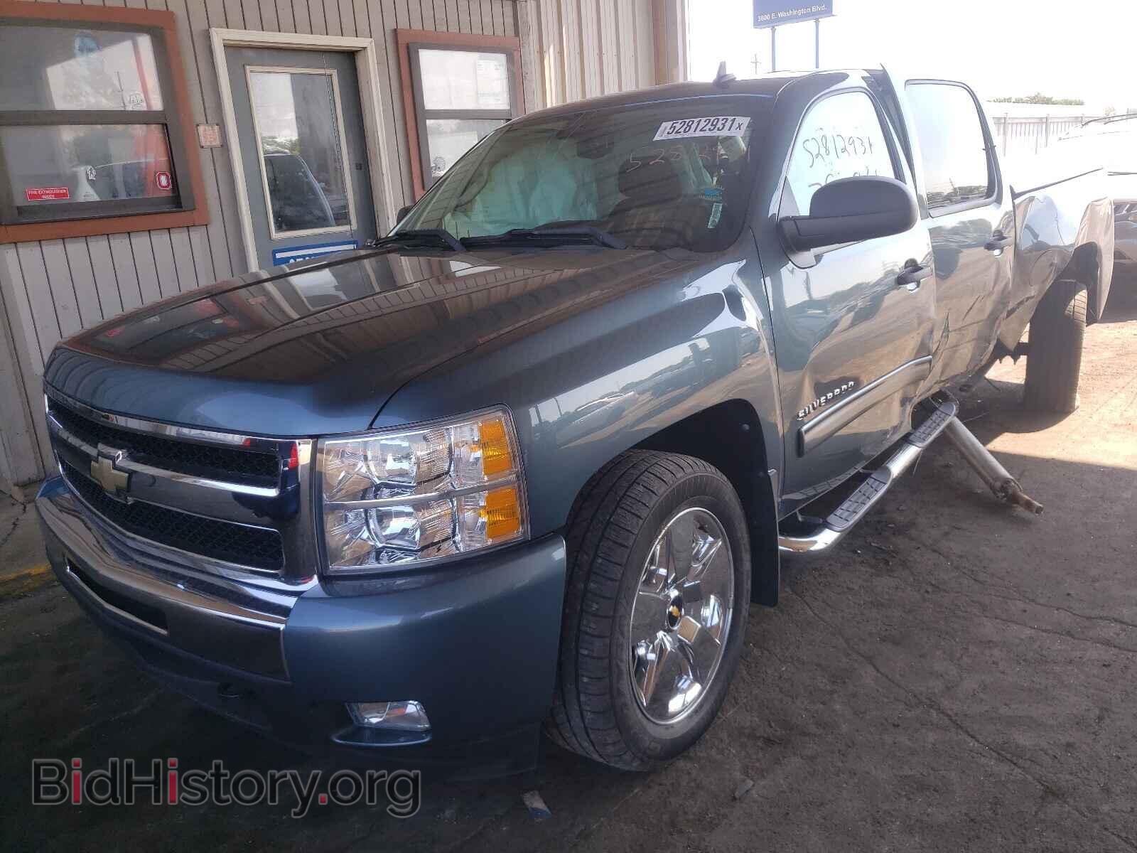 2011 CHEVROLET SILVERADO - VIN: 1GCPKSE30BF201582 - Фото 2