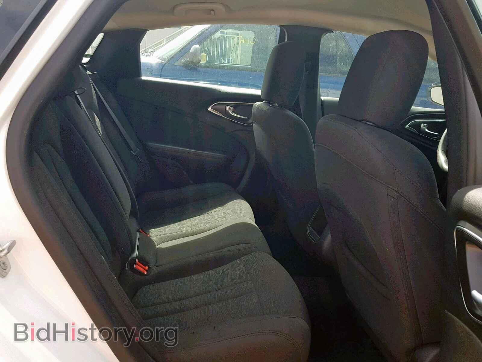 2016 CHRYSLER 200 - VIN: 1C3CCCAB2GN132619 - Photo 6
