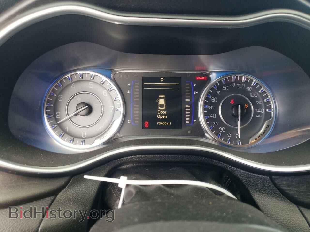2016 CHRYSLER 200 - VIN: 1C3CCCAB3GN165936 - Фото 9