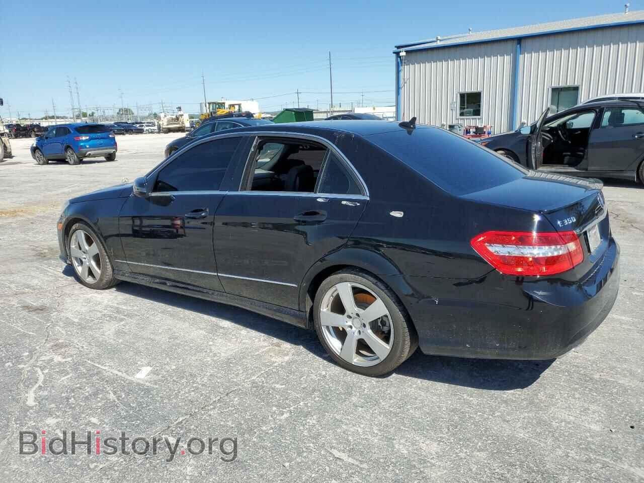 2011 MERCEDES-BENZ E-CLASS - VIN: WDDHF5GB8BA450343 - Фото 2