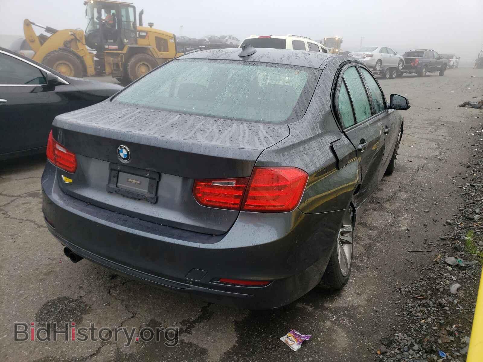 2012 BMW 3 SERIES - VIN: WBA3A5C55CF341830 - Фото 4