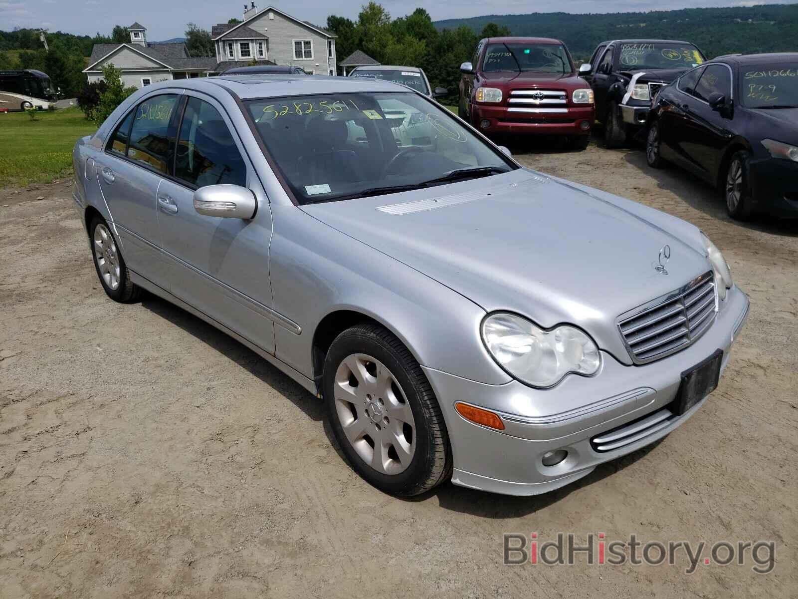 Photo WDBRF92HX6F801584 - MERCEDES-BENZ C-CLASS 2006