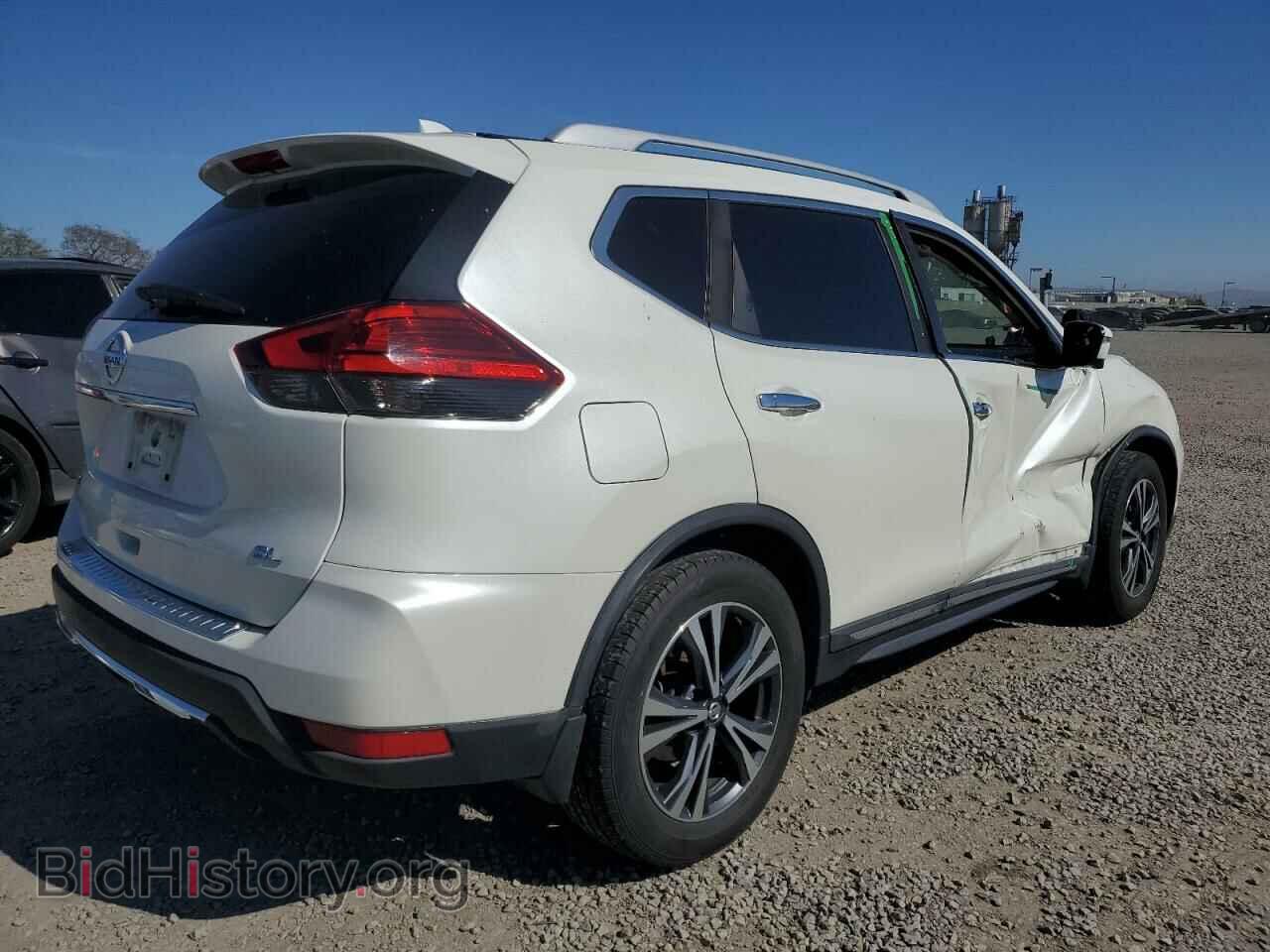 2017 NISSAN ROGUE - VIN: 5N1AT2MT5HC848232 - Фото 3