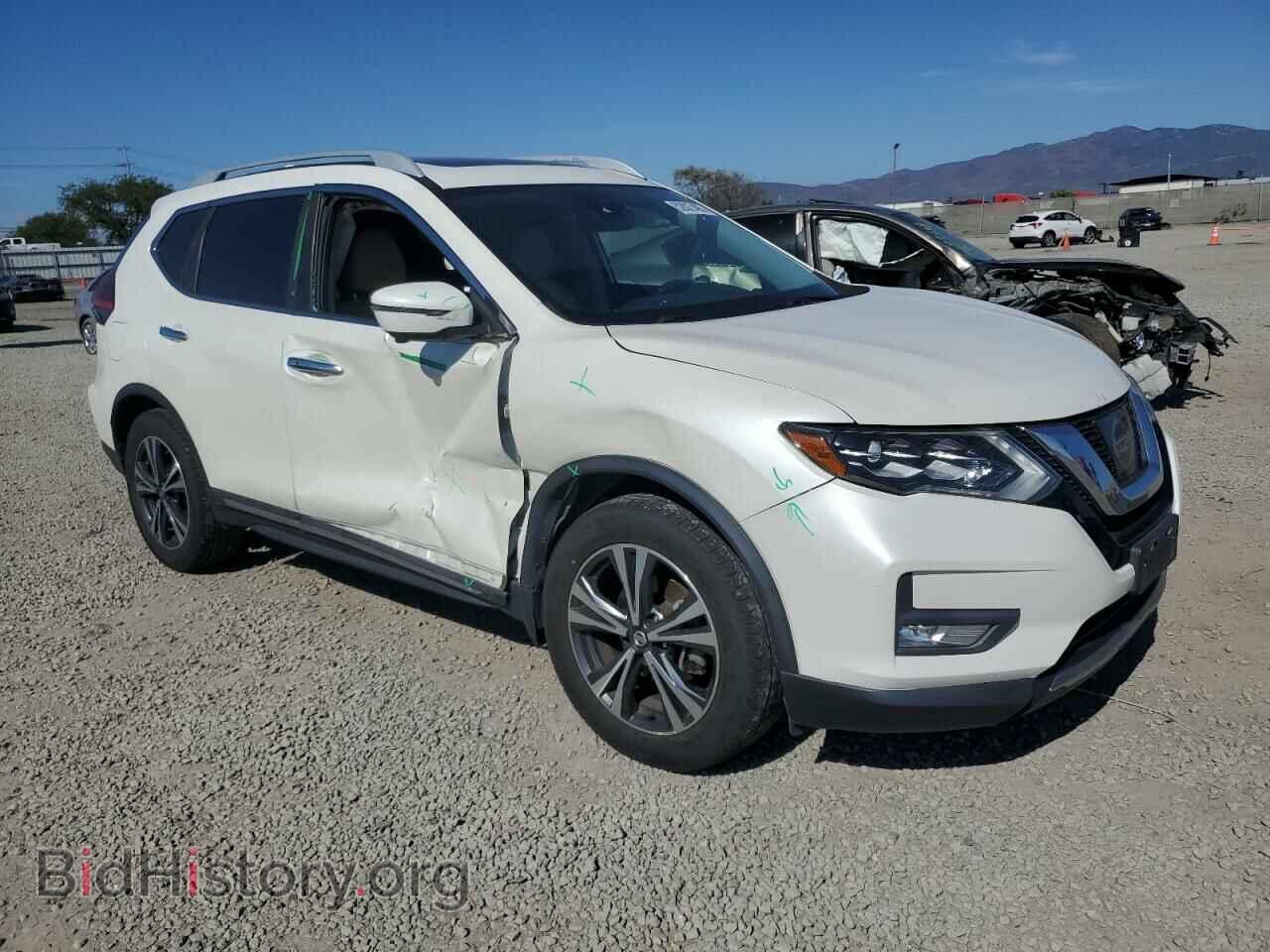 2017 NISSAN ROGUE - VIN: 5N1AT2MT5HC848232 - Фото 4