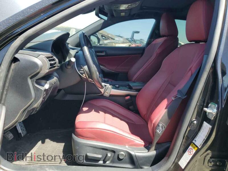 2019 Lexus IS (VIN JTHBA1D25K5100526) — фото 7 из 12