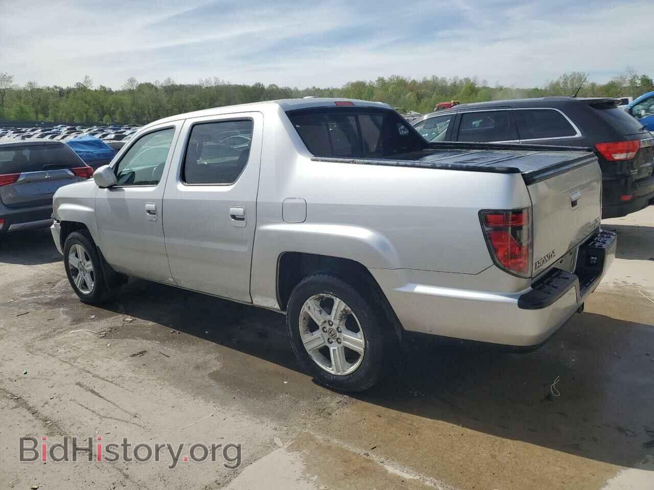 2013 HONDA RIDGELINE - VIN: 5FPYK1F5XDB015643 - Фото 2