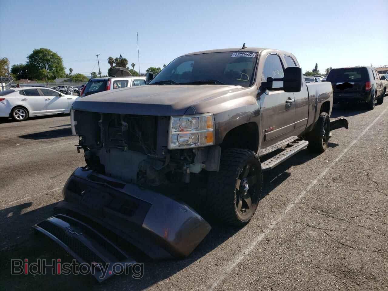 2008 CHEVROLET SILVERADO - VIN: 2GCEC19J281138170 - Фото 2