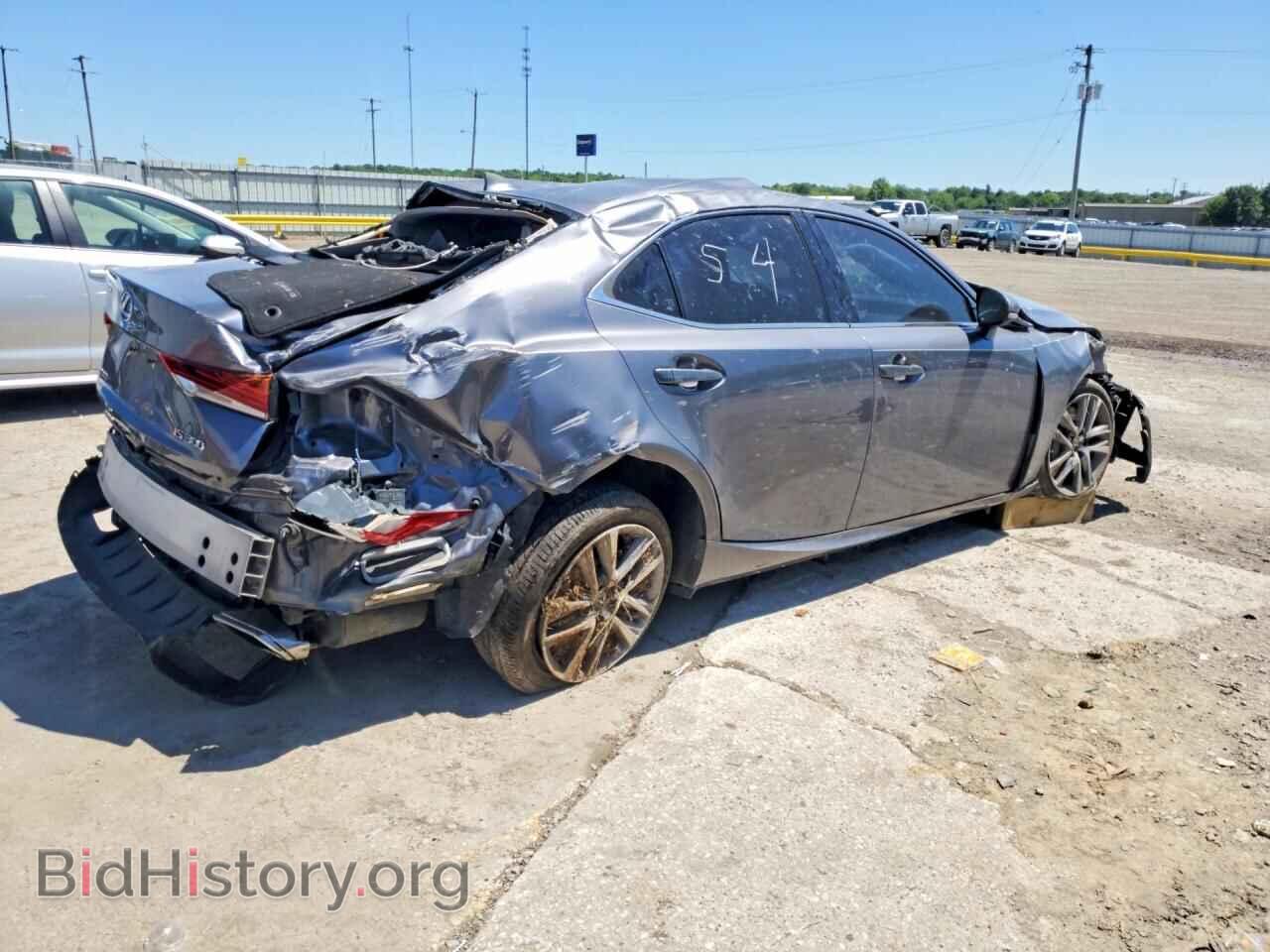 2018 LEXUS IS - VIN: JTHBA1D2XJ5070759 - Photo 3