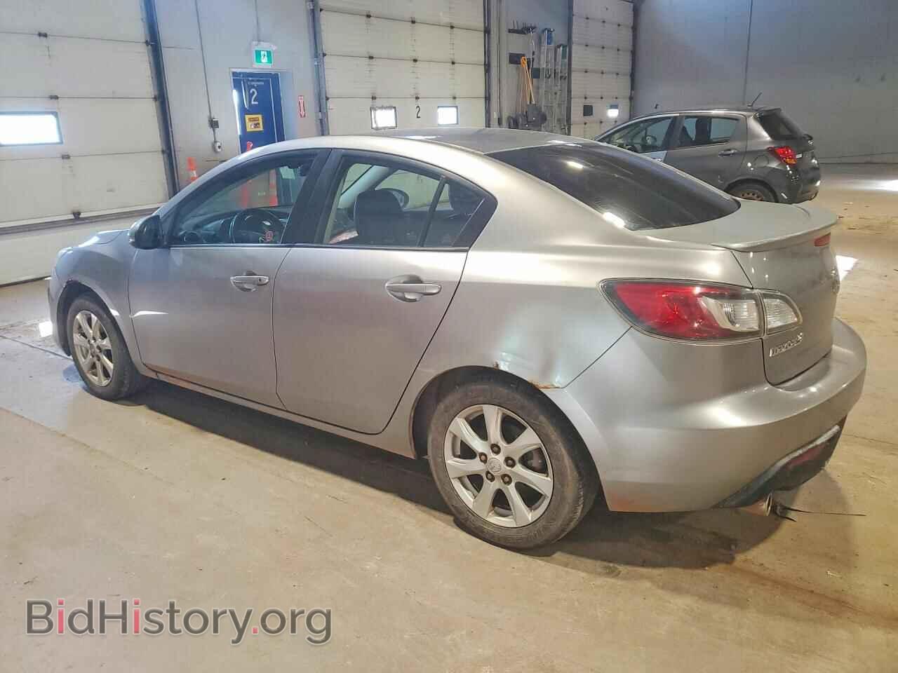 2011 MAZDA 3 - VIN: JM1BL1VF1B1482400 - Photo 2