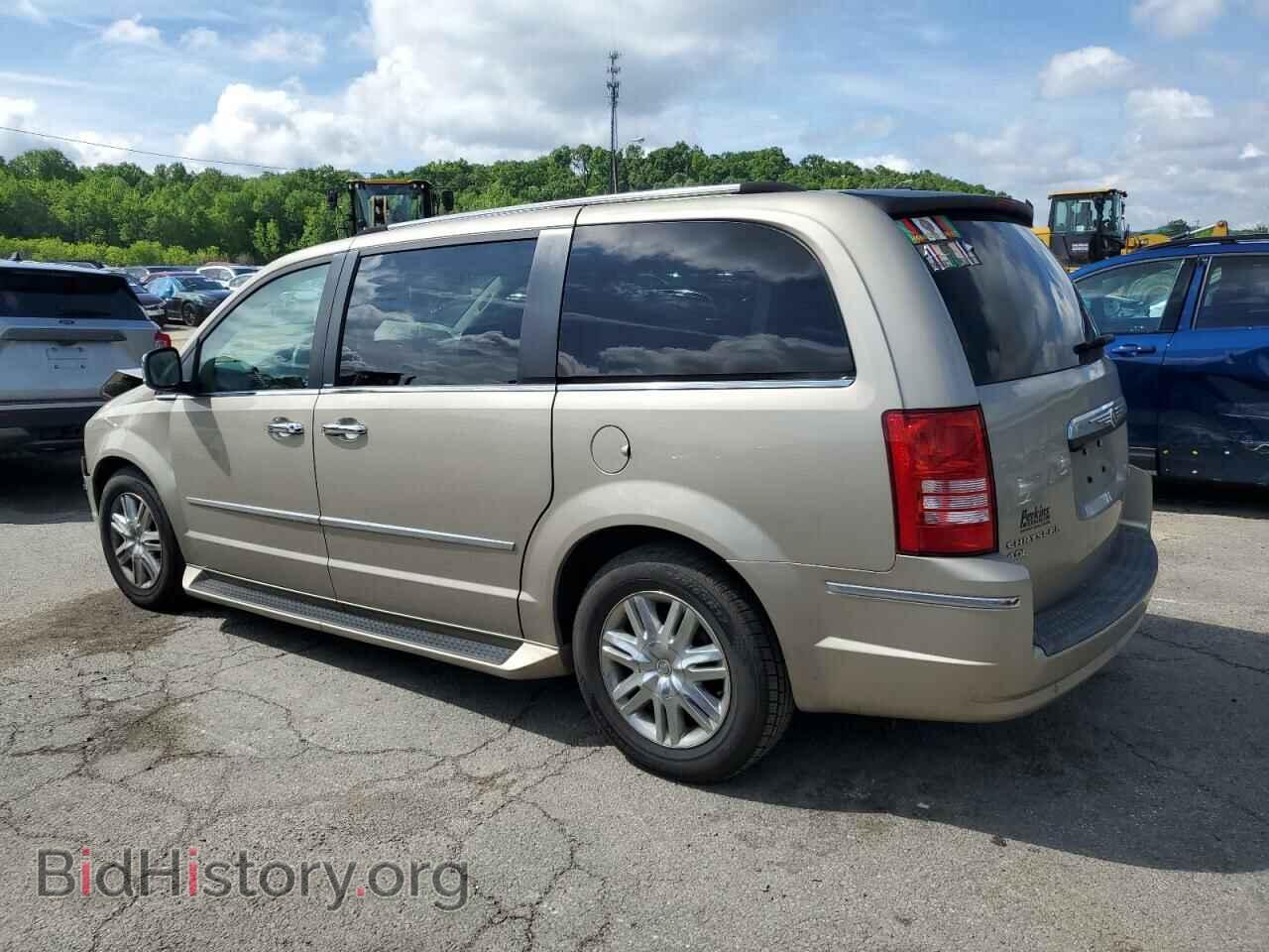 2009 CHRYSLER MINIVAN - VIN: 2A8HR64X09R652938 - Фото 2