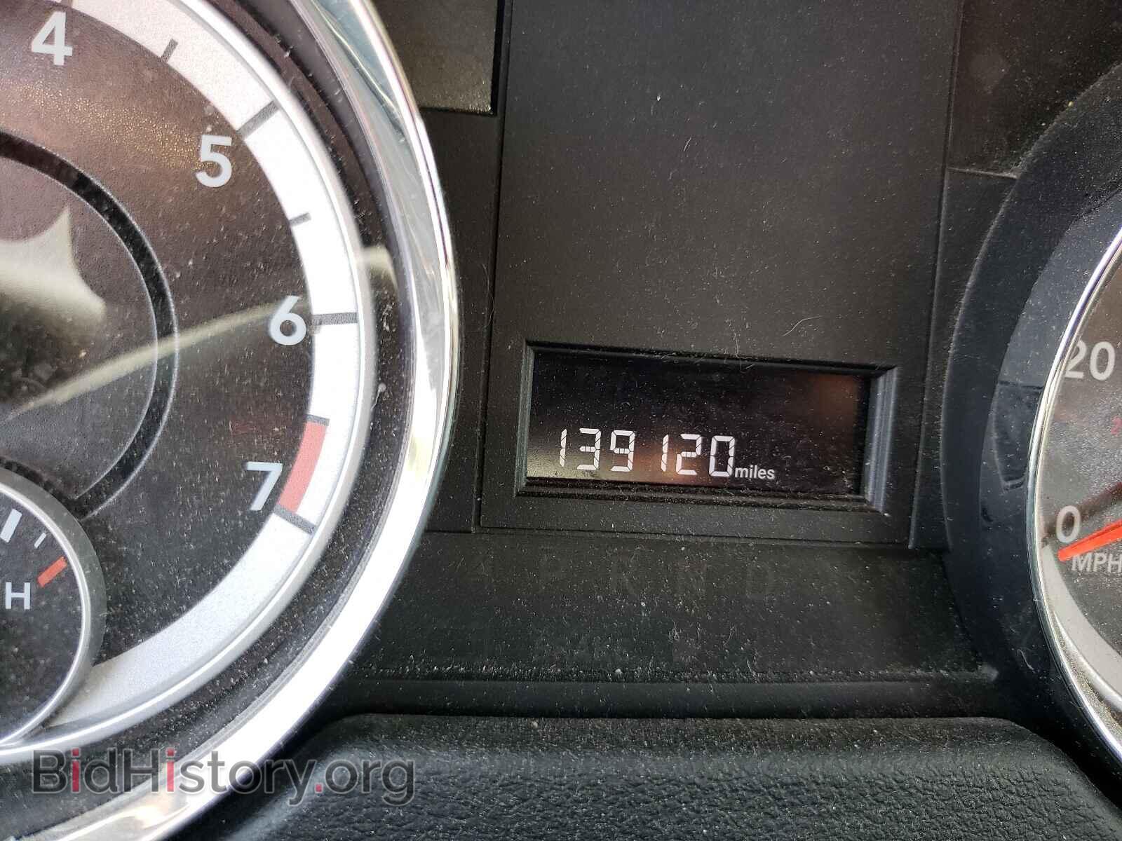 2011 DODGE GRAND CARA - VIN: 2D4RN3DG3BR738341 - Фото 8