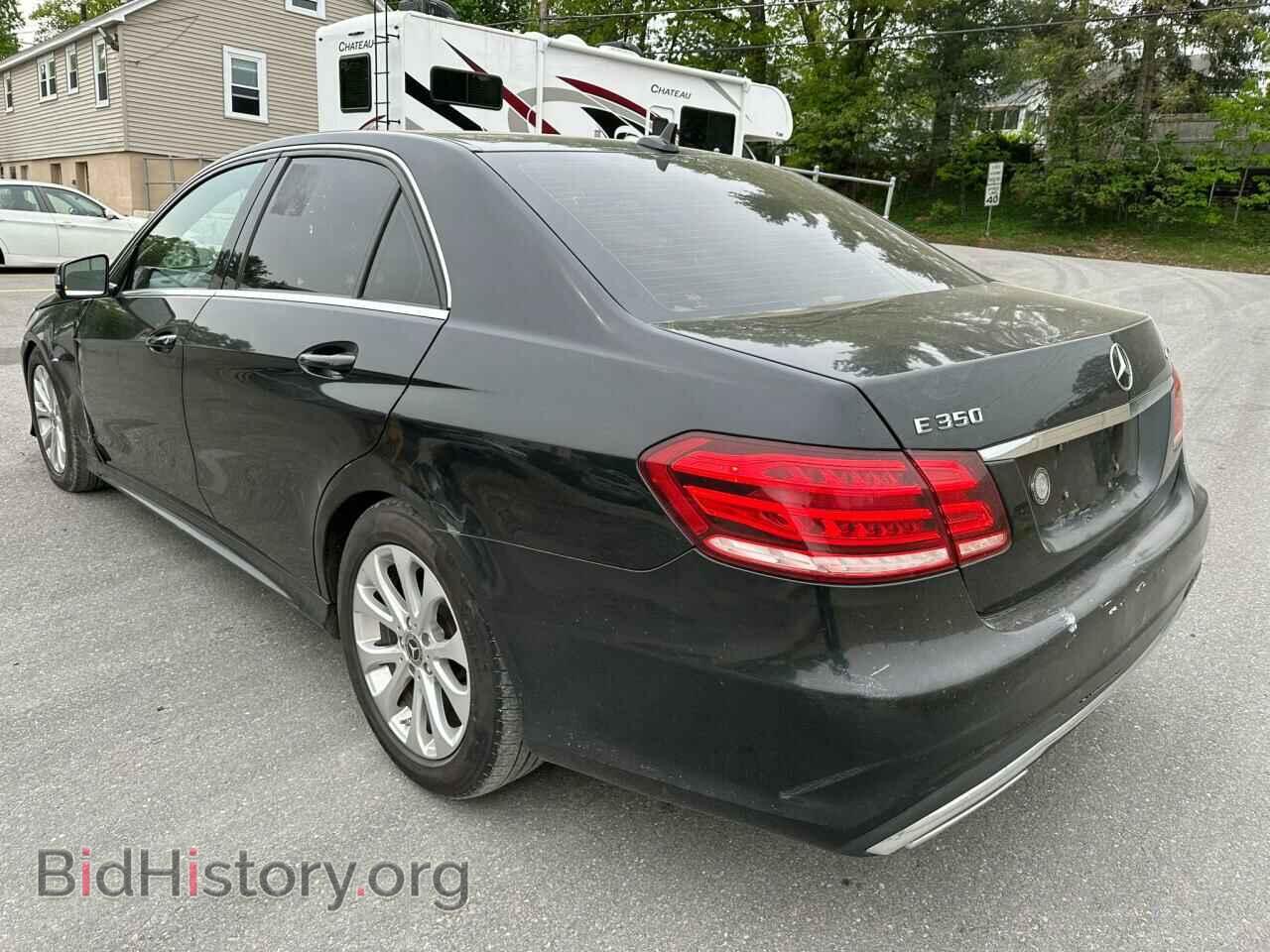 2016 MERCEDES-BENZ E-CLASS - VIN: WDDHF8JB4GB226045 - Фото 2