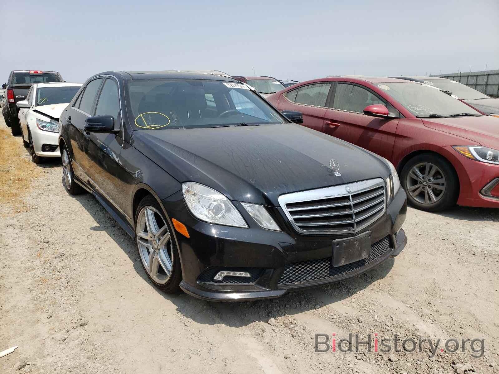 Photo WDDHF5GB2BA376269 - MERCEDES-BENZ E-CLASS 2011