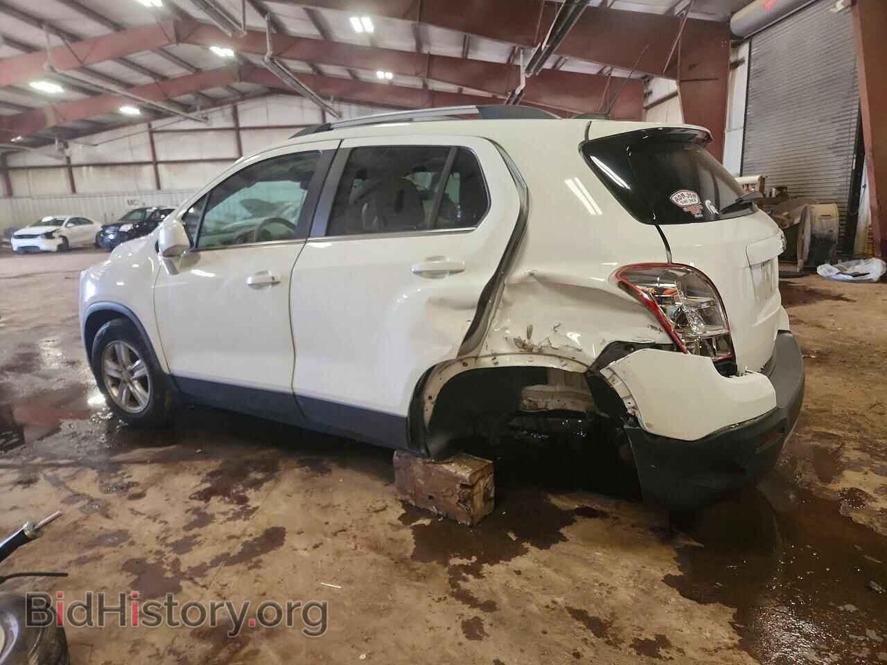 2016 CHEVROLET TRAX - VIN: 3GNCJLSB9GL161395 - Фото 2