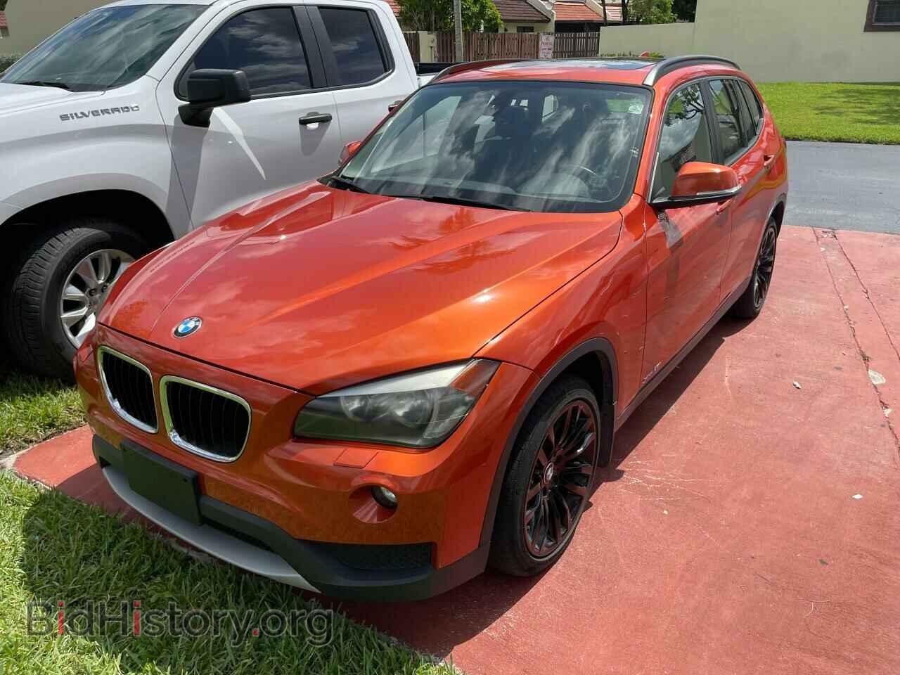 2014 BMW X1 - VIN: WBAVL1C57EVY17984 - Фото 2