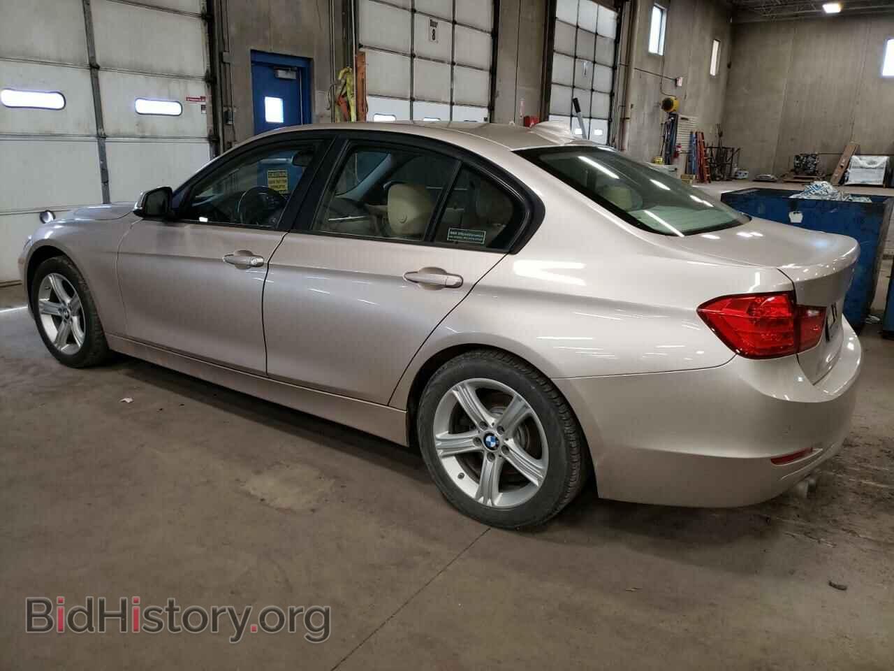 2015 BMW 3 SERIES - VIN: WBA3A5G53FNS86251 - Фото 2