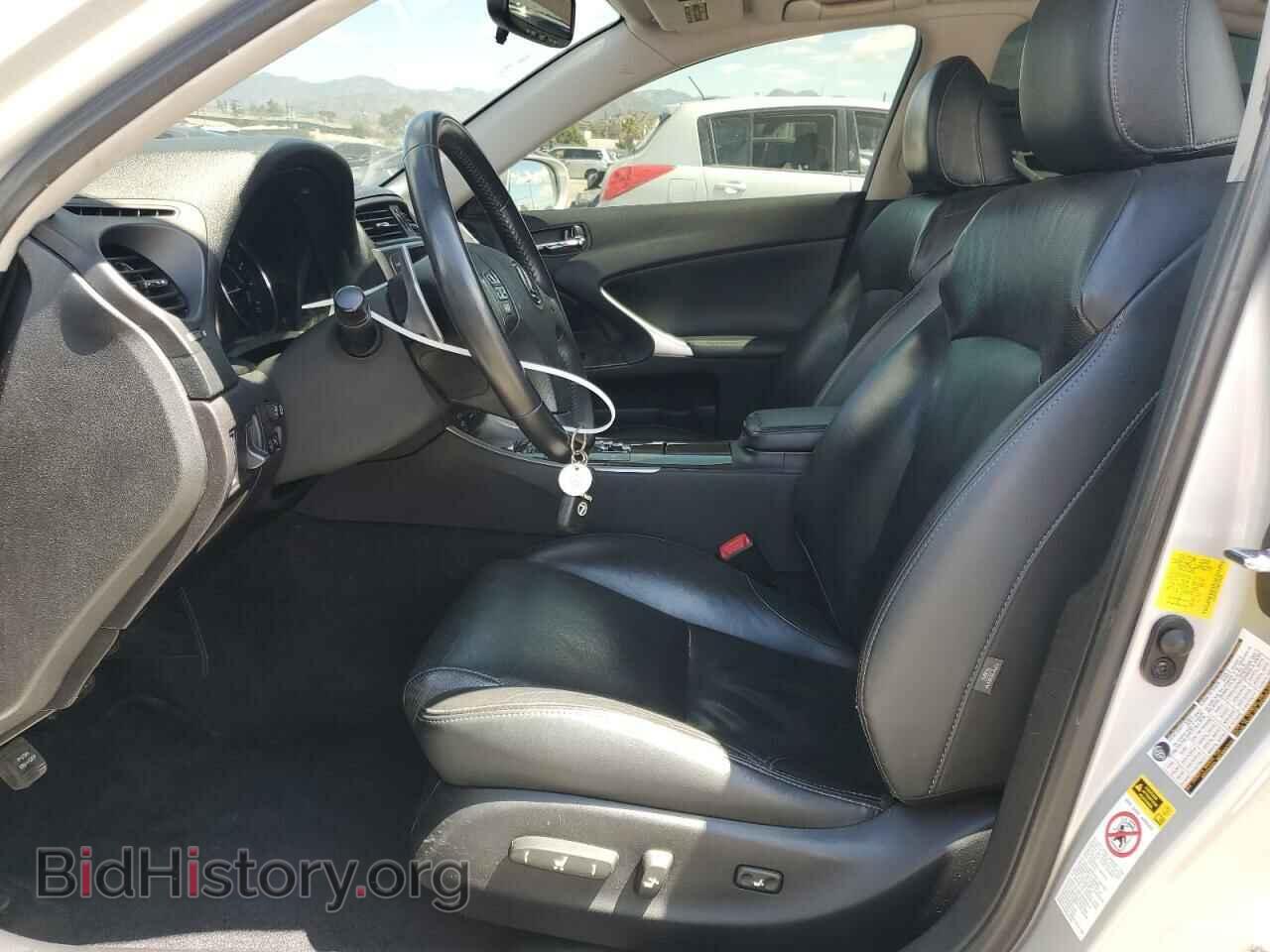 2011 LEXUS IS - VIN: JTHBF5C25B5152829 - Photo 7