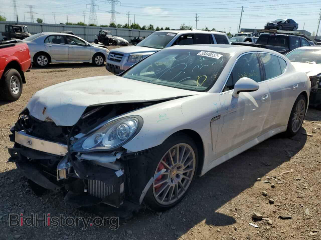 2013 PORSCHE PANAMERA - VIN: WP0AC2A76DL090441 - Фото 2