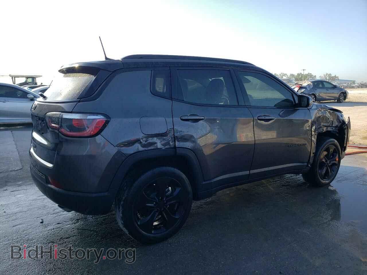 2019 JEEP COMPASS - VIN: 3C4NJCBB9KT617745 - Фото 3