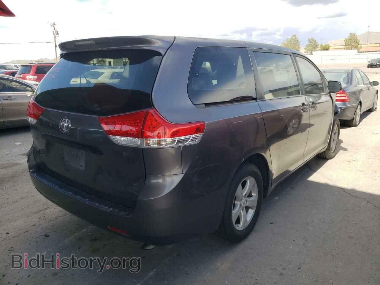 2012 TOYOTA SIENNA - VIN: 5TDKA3DC6CS010335 - Фото 4