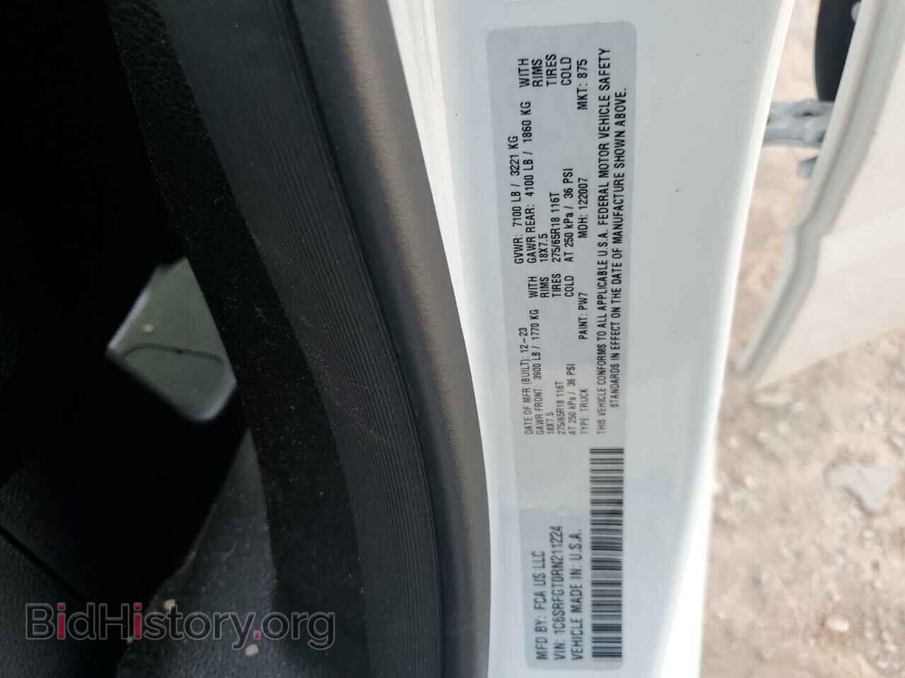 2024 RAM 1500 - VIN: 1C6SRFGT0RN211224 - Фото 12