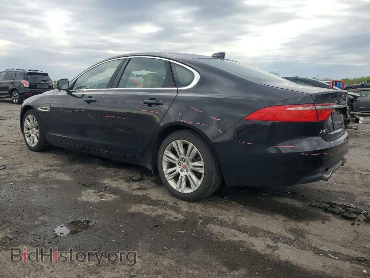 2017 JAGUAR XF - VIN: SAJBJ4BV0HCY37963 - Фото 2