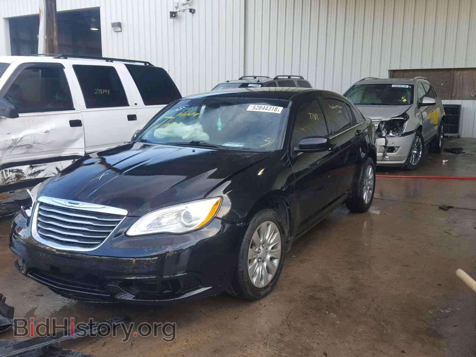 2013 CHRYSLER 200 - VIN: 1C3CCBAB6DN646916 - Photo 2