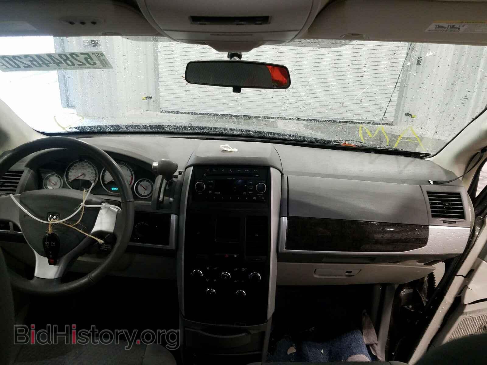 2010 DODGE CARAVAN - VIN: 2D4RN5D16AR223985 - Фото 9