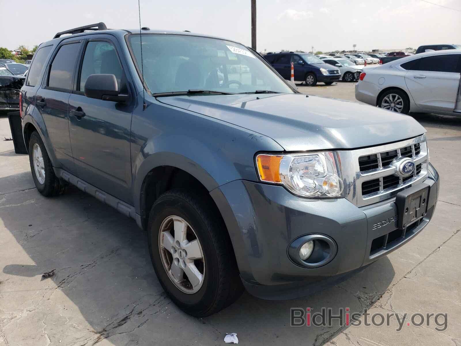 Photo 1FMCU0D71AKD19014 - FORD ESCAPE 2010