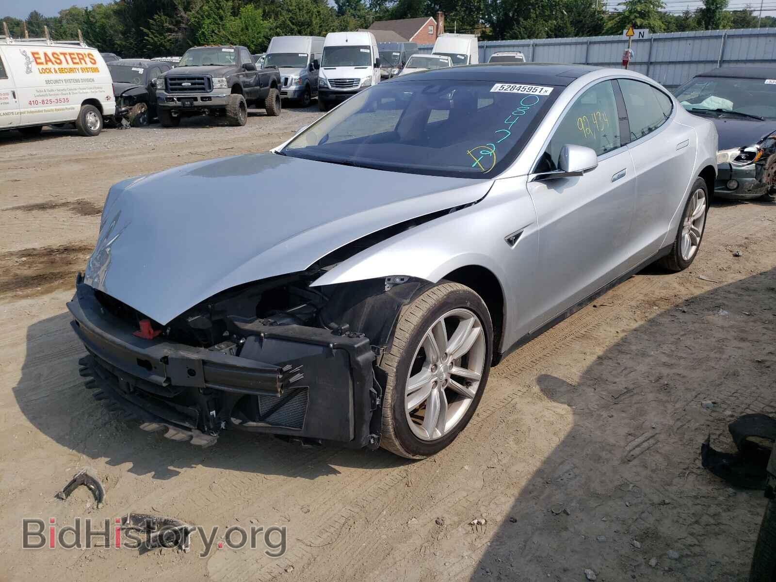 2015 TESLA MODEL S - VIN: 5YJSA1H29FF084721 - Photo 2