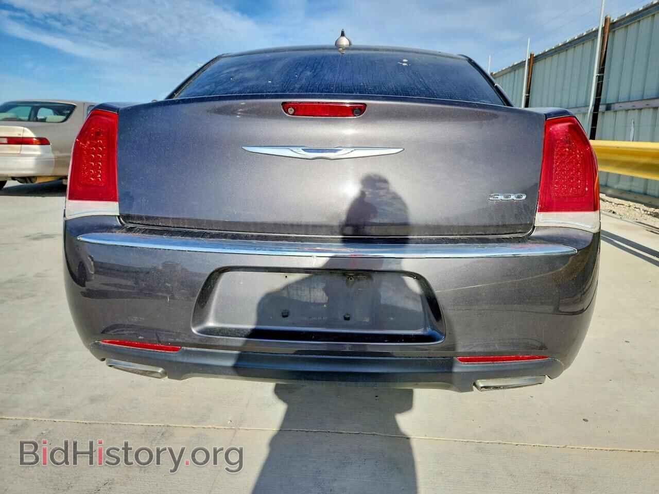 2016 CHRYSLER 300 - VIN: 2C3CCAAG8GH142001 - Фото 6