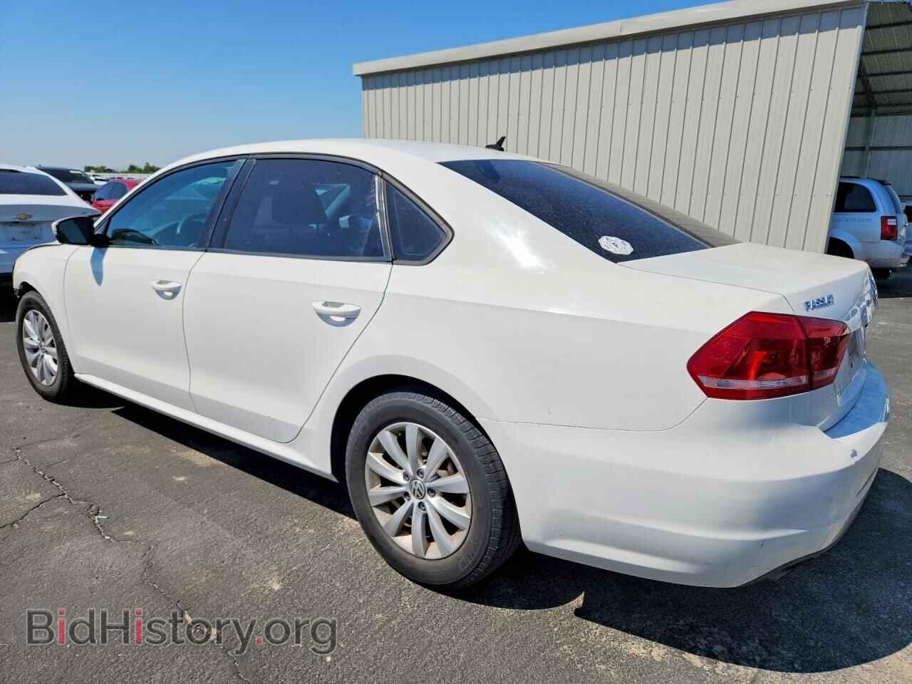 2013 VOLKSWAGEN PASSAT - VIN: 1VWAP7A38DC096222 - Фото 2